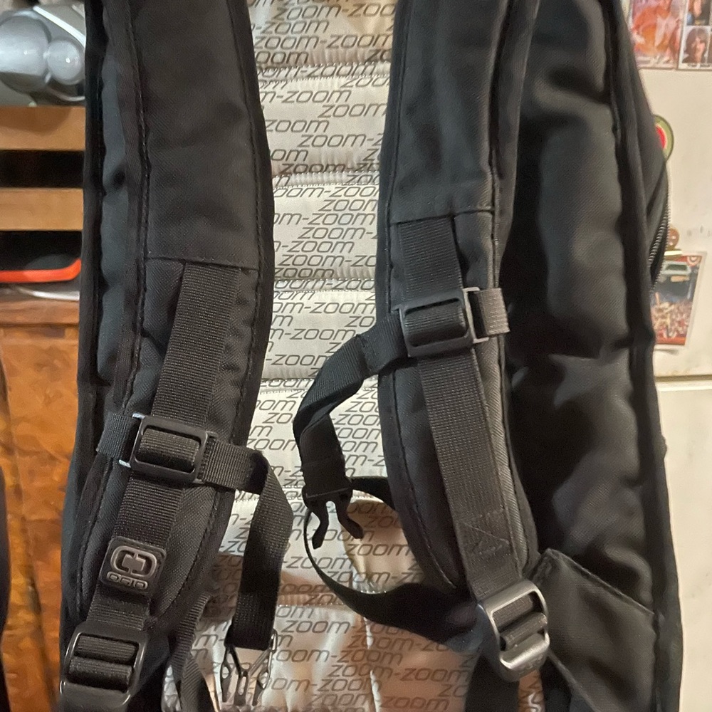 Multi pouch/pocket backpack - Picture 2 of 2